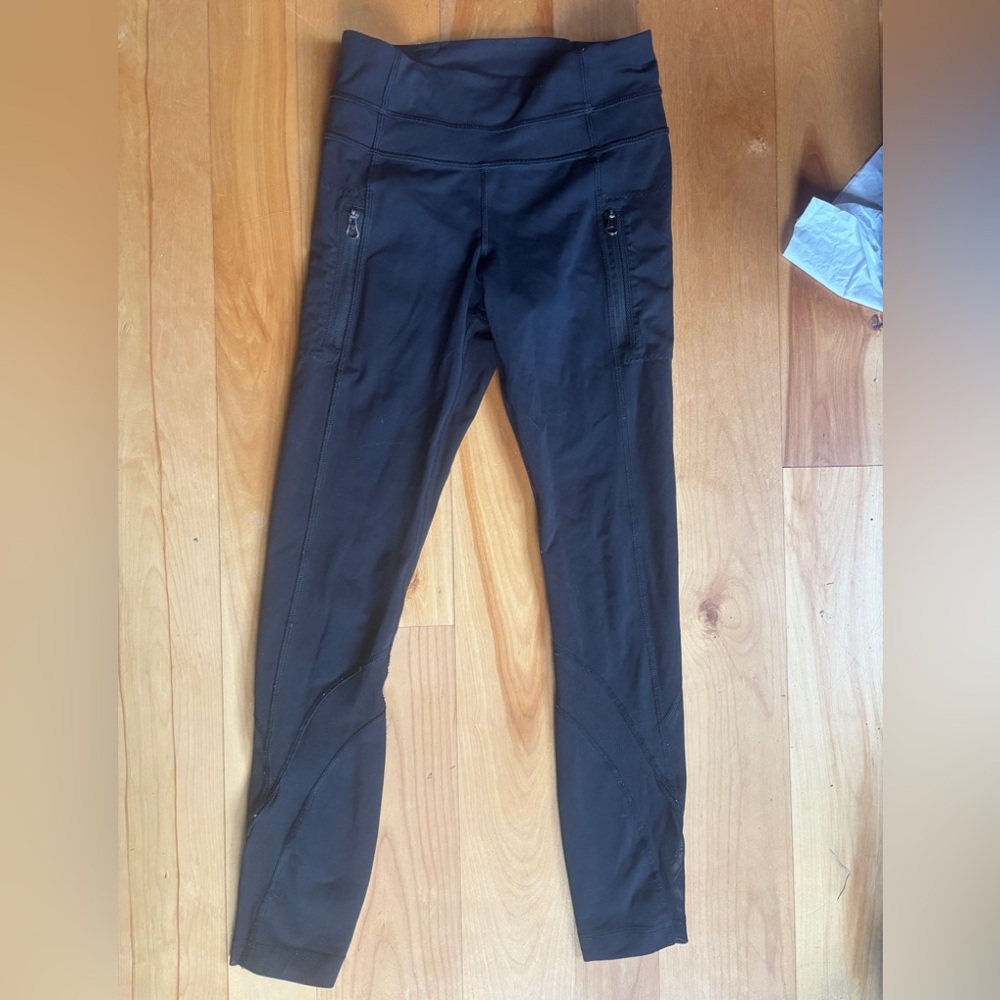 EUC size 2 Lululemon leggings 🍋